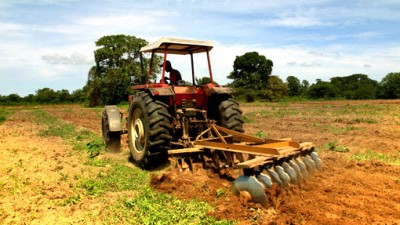 Entregaran maquinaria agrícola por más de 19 millones de pesos en Corrientes