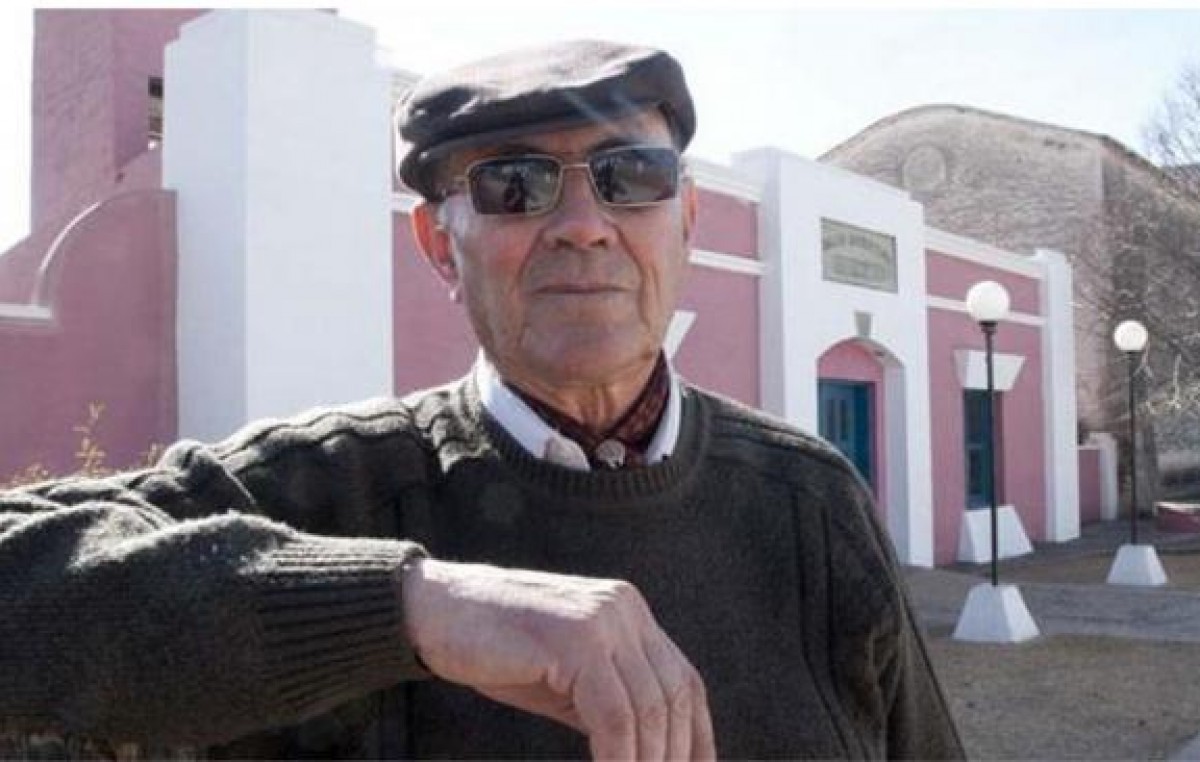 El récord de Juan Carranza: volvió a ganar y será jefe comunal de Los Molinos por 46 años