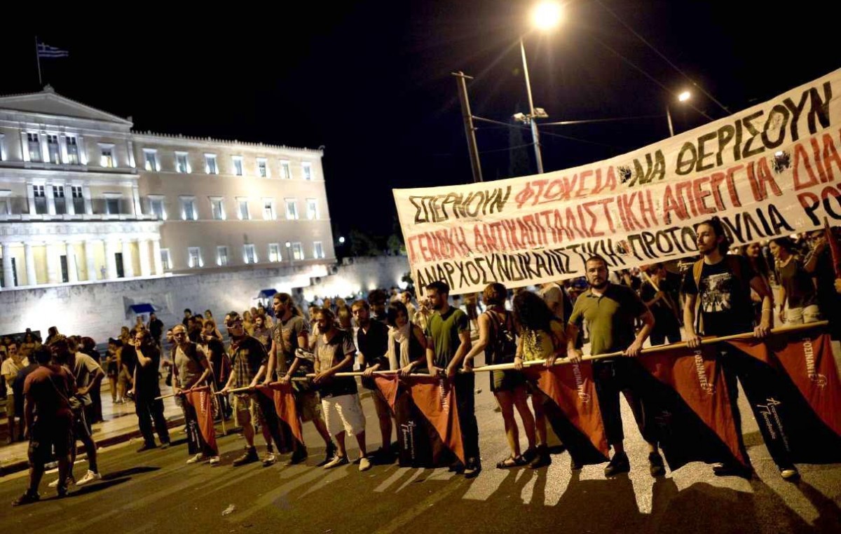 El Parlamento griego aprobará otro duro paquete de reformas