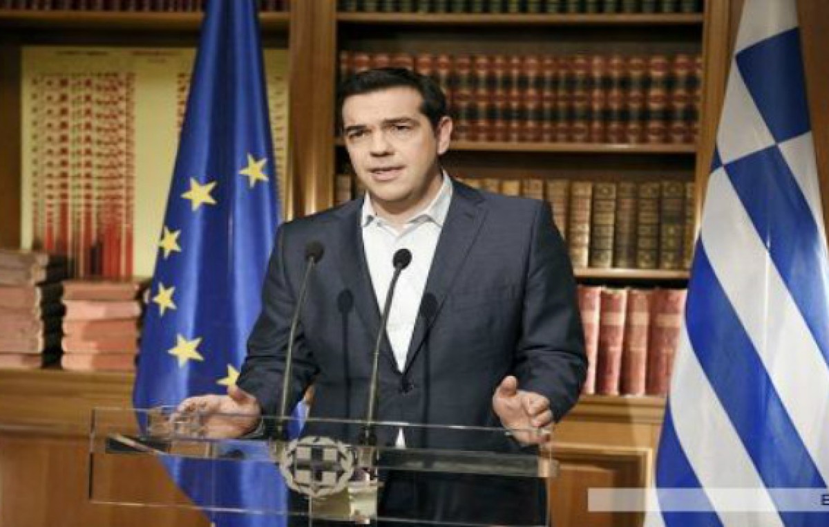 Tsipras defendió su acuerdo con el Eurogrupo y admitió posibles elecciones anticipadas