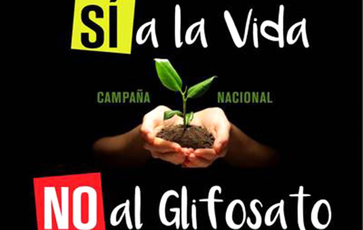 Vecinos de Lago Puelo festejan la prohibición del glifosato