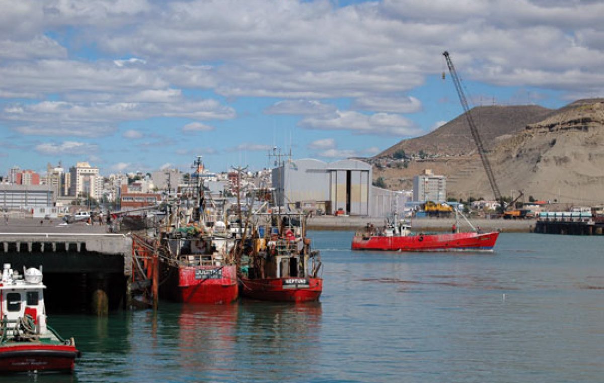 El puerto de Comodoro tuvo en 2014 casi un 30% más de arribo de barcos