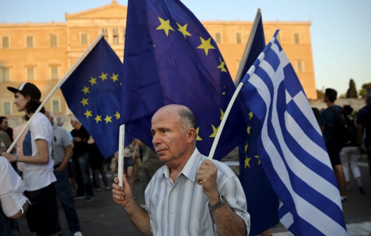 Grecia presentó su plan de reformas para seguir en el euro y evitar default