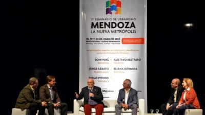 El Intendente de Mendoza alienta la multiplicación de los municipios