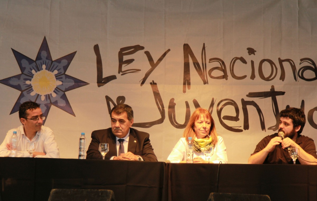 Dos mil jóvenes debatieron en Paraná la Ley Nacional de Juventud