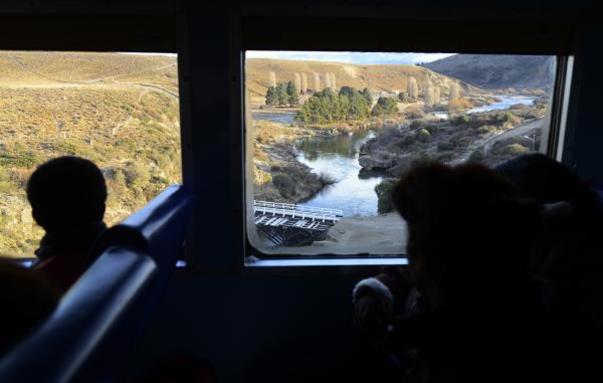 De Jacobacci a Bariloche en un tren que achica las distancias