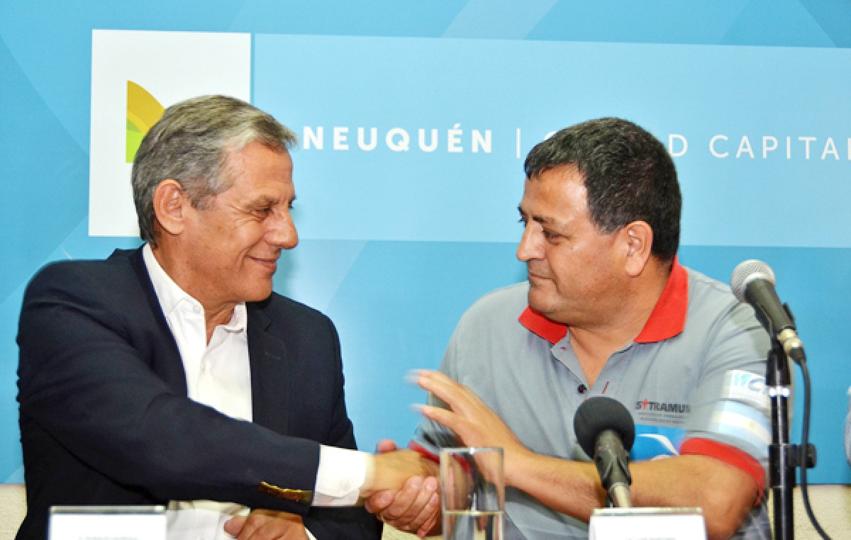 Municipales de Neuquén acordaron un aumento de 10 por ciento