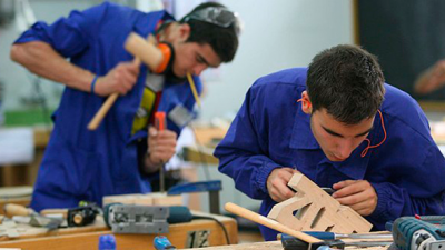 La Comuna de Corrientes logró la inserción laboral de 200 jóvenes en el sector privado