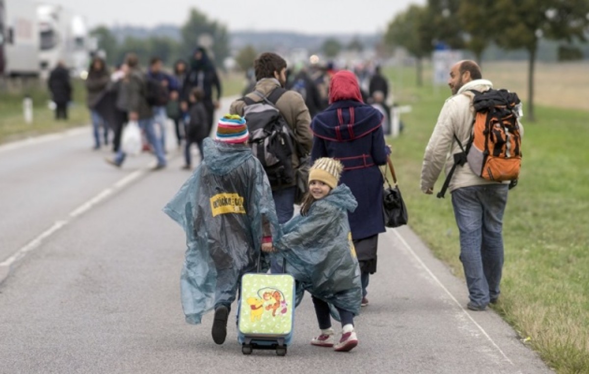 La Unión Europea acordó recibir a 120.000 refugiados