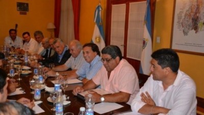 San Juan: Los 19 municipios firmaron el acta acuerdo por la Planificación Estratégica de la provincia