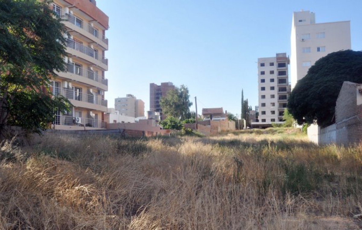 Neuquén: Persiguen a dueños de baldíos sucios con fuertes multas