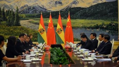 China otorgó un crédito por $us 7 mil millones a Bolivia para infraestructura