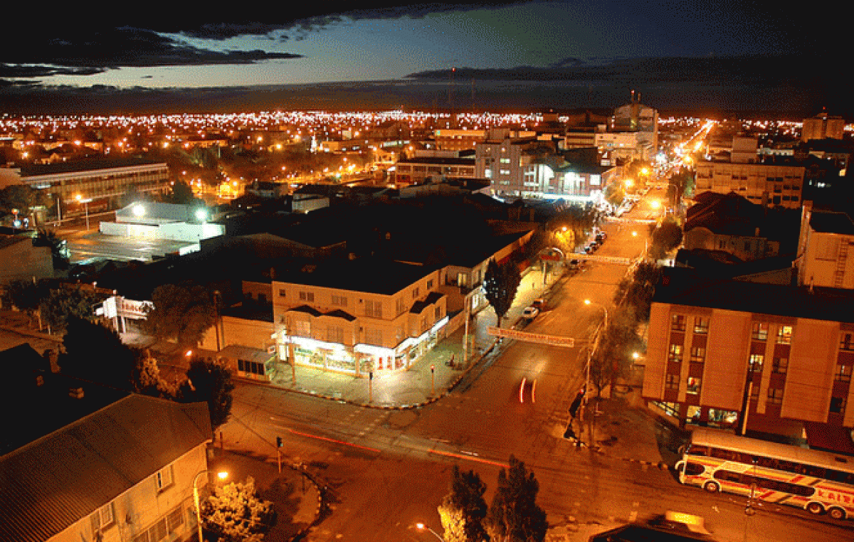 Municipio de Río Gallegos recibió nuevas luminarias