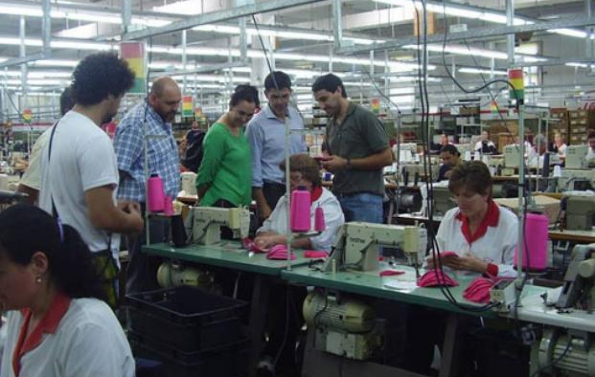 La cooperativa textil recuperada de Carreras recibe 1,4 millón de pesos