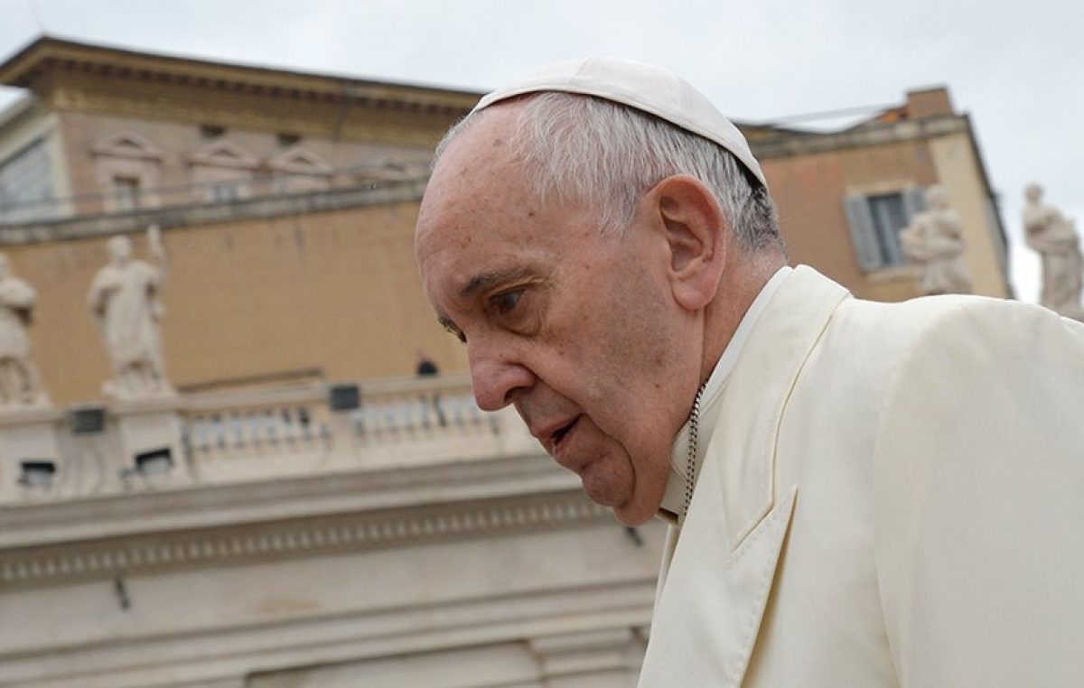 «Dios llora, porque el mundo está en guerra», clamó el Papa