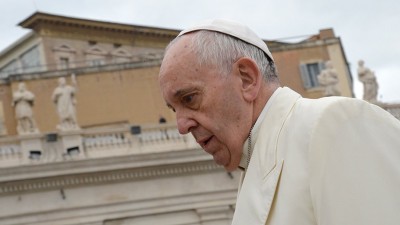 «Dios llora, porque el mundo está en guerra», clamó el Papa