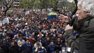 El Suoem presiona y el Intendente de Córdoba amenaza con descuentos