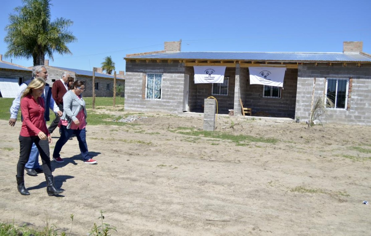 Avanza la construcción de 80 nuevas viviendas en Santa Catalina; Corrientes