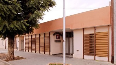 Ucacha: los municipales ratificaron el paro por el reclamo de salarios