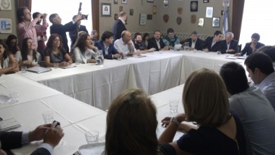 Presupuesto: Varios planteos de legisladores e intendentes del FpV al Ministro de Economía de Buenos Aires