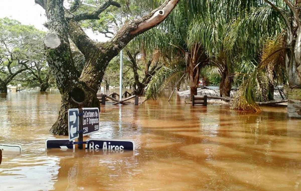 Más de 25 mil evacuados por las crecidas de los ríos Paraná, Uruguay y Paraguay