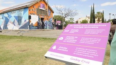 Godoy Cruz inauguró 40 paneles solares para proveer energía a unos galpones culturales