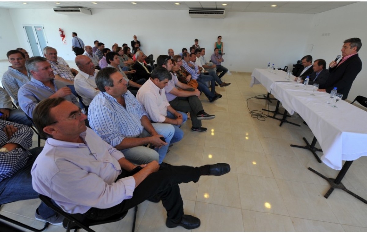 El Gobernador electo de Entre Ríos pidió “unidad de acción” a los intendentes del PJ