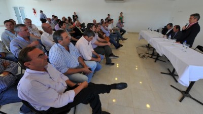 El Gobernador electo de Entre Ríos pidió “unidad de acción” a los intendentes del PJ