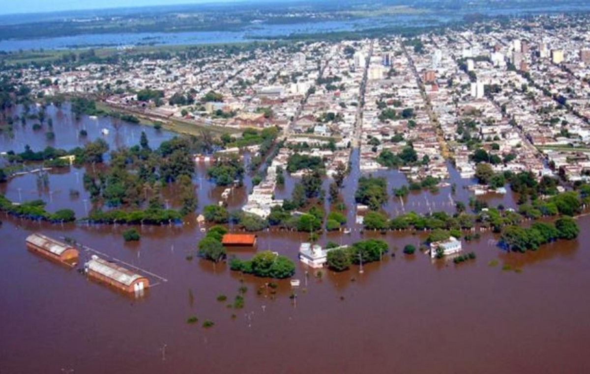 En Hasenkamp Intendente y funcionarios donarán parte de sus sueldos para los inundados