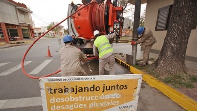 Millonaria inversión en Santa Fe en mantenimiento de desagües y canales