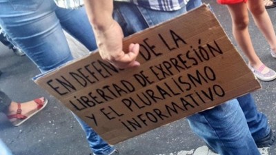 DNU 267 de Macri facilita monopolios y atenta contra el federalismo informativo