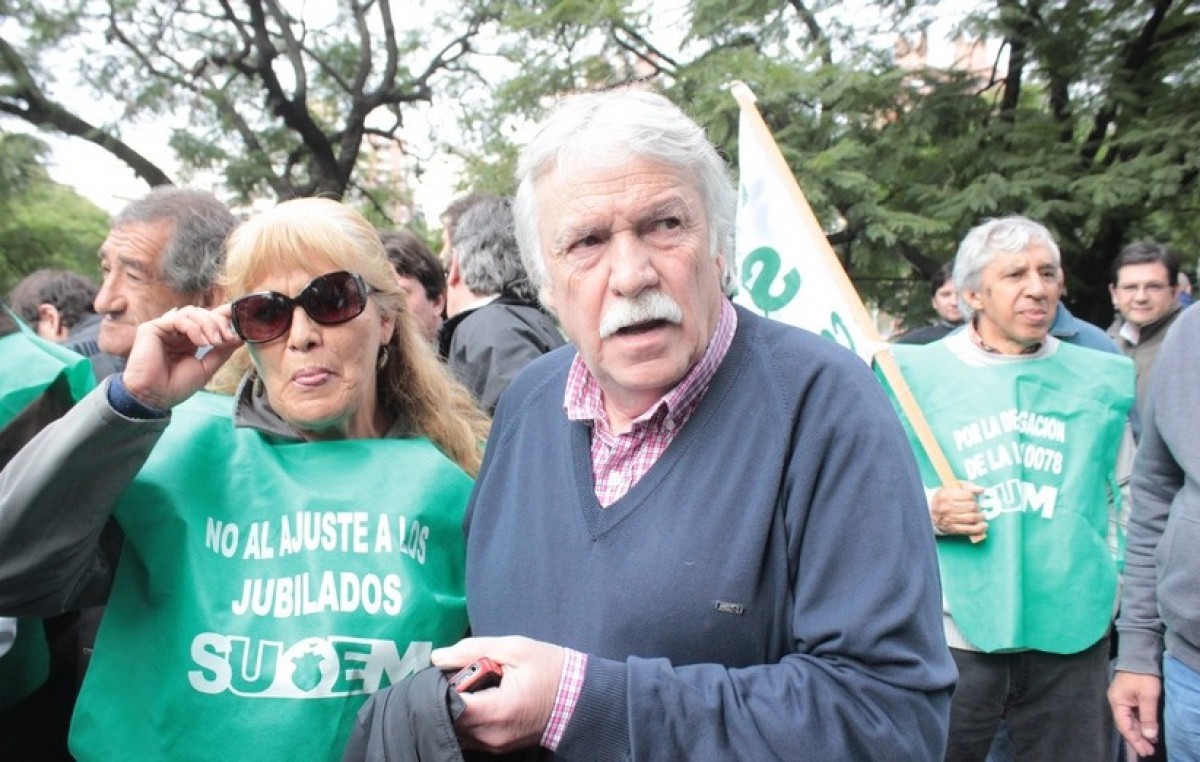Córdoba: Las negociaciones entre el Suoem y Mestre condicionadas por contratados