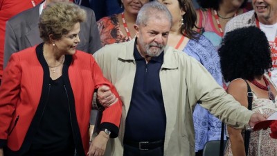 Brasil: Lula asume como hombre fuerte en el gobierno de Dilma, jaqueda por oposición