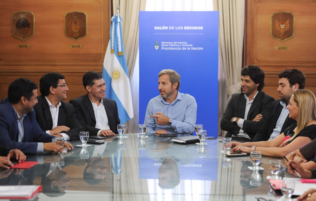 Gobernador de La Rioja e intendentes del interior se reunieron con Rogelio Frigerio