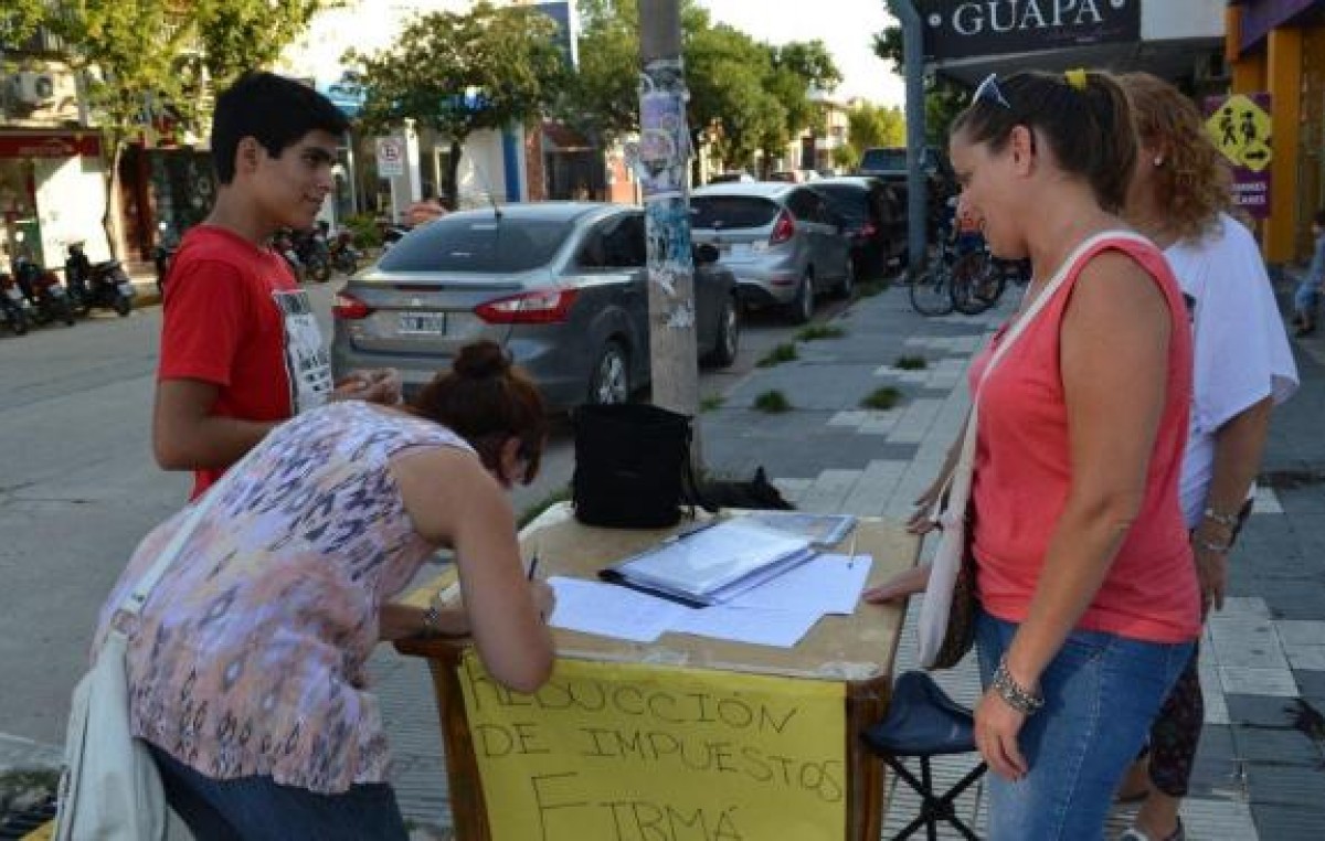 Río Tercero: tres mil firmas que piden rebajar tasas municipales