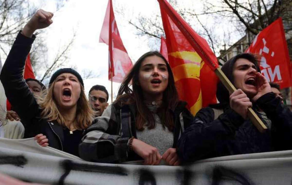 Protestan en toda Francia contra la reforma laboral