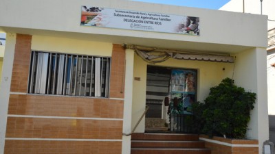 Entre Ríos: Cesan 27 contratos en Agricultura Familiar