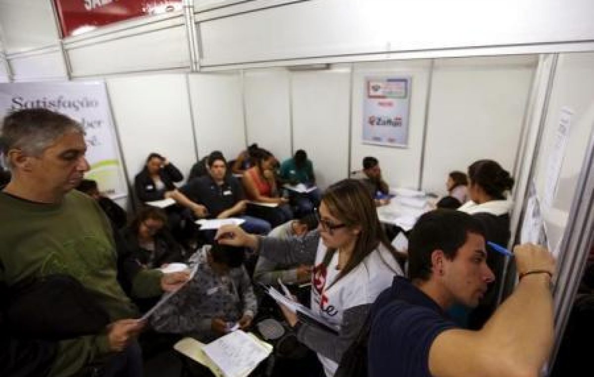 Tasa de desempleo de Brasil supera el 10%