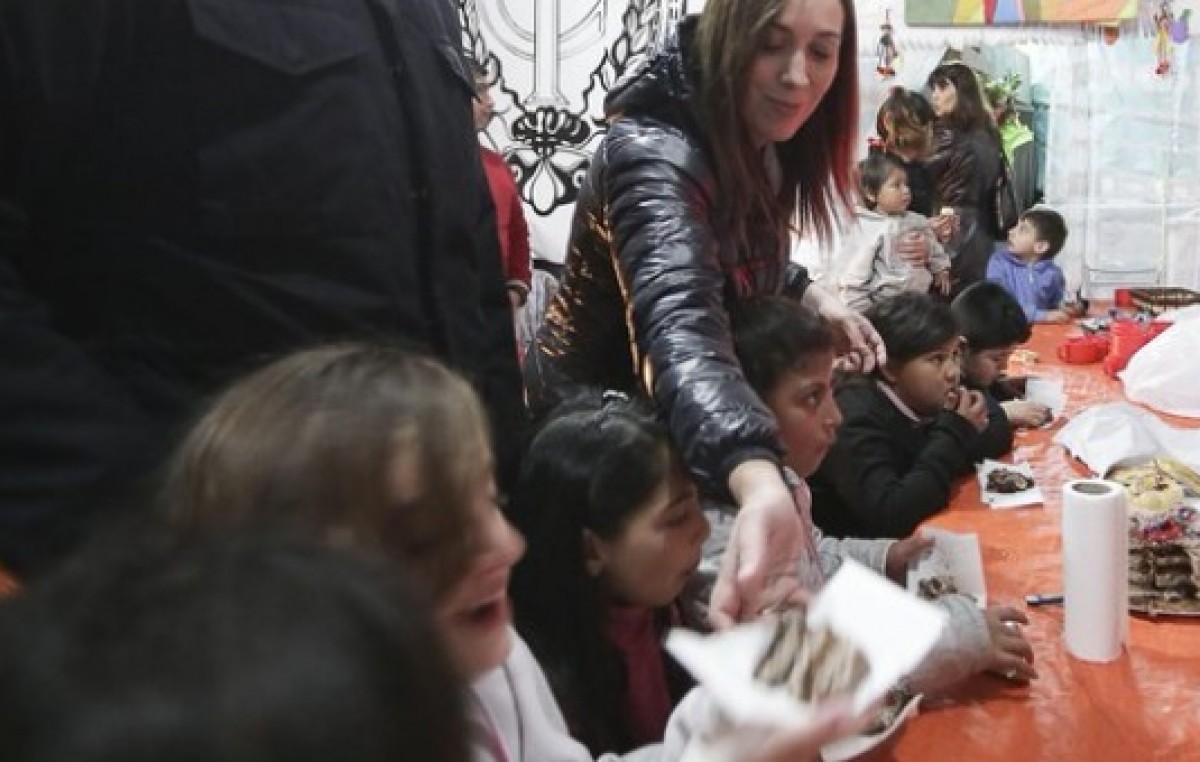 Vidal desenfundó la tijera: Recortó más del 30% de los alimentos para comedores escolares y barriales