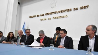 Se firmó contrato por 35,5 millones de pesos para la instalación de 530 cámaras de seguridad en 14 ciudades de Chubut