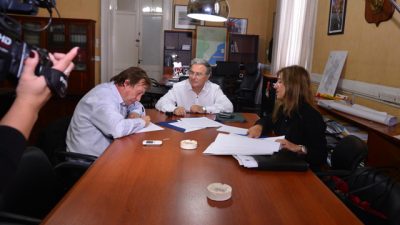 Paraná firmó un convenio con la Provincia por el arroyo La Santiagueña