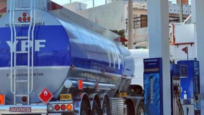 Las ventas de combustibles cayeron 30% tras el aumento de precios de mayo