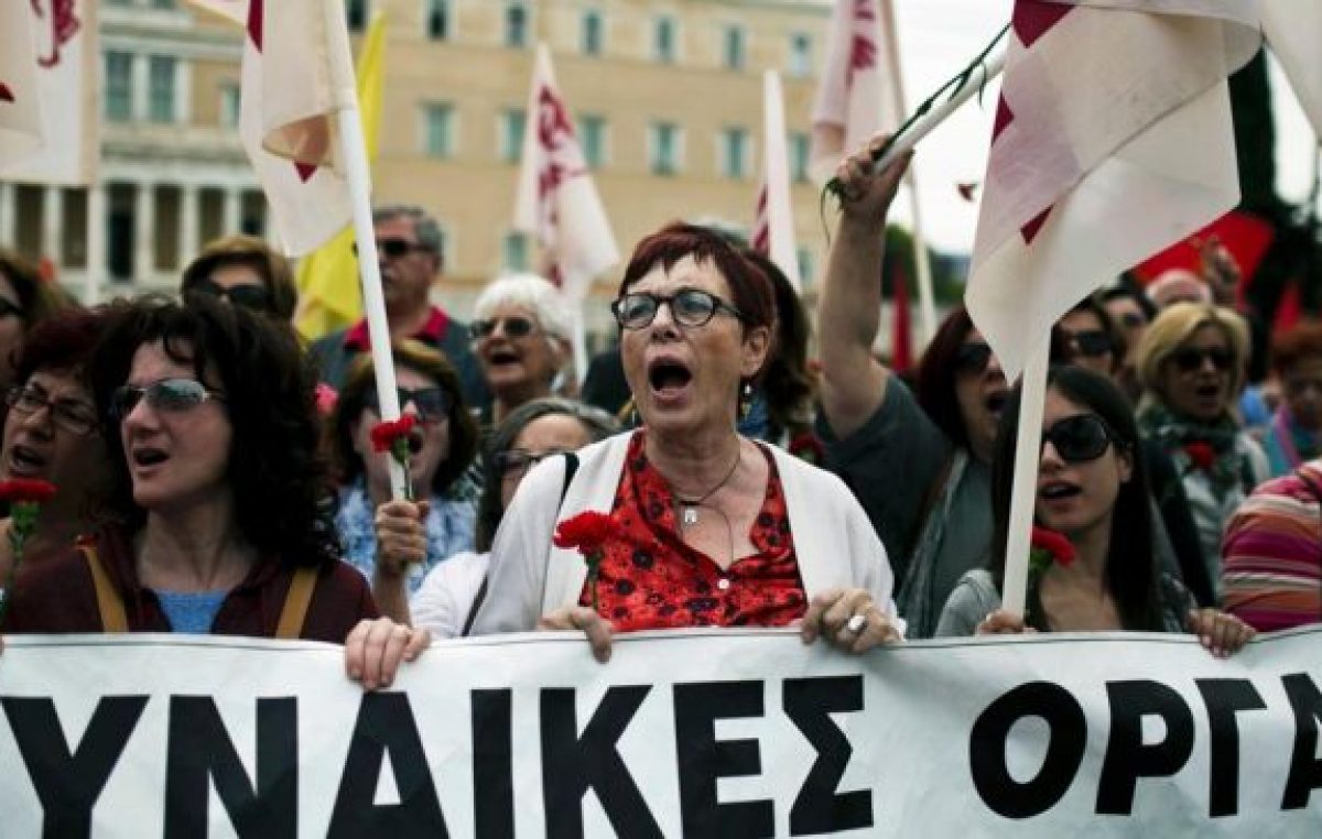 Grecia aprobó una polémica reforma