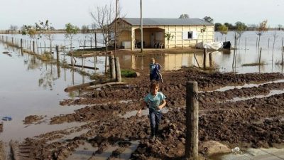Deboto, Cordoba: Más de un mes con sus campos bajo agua