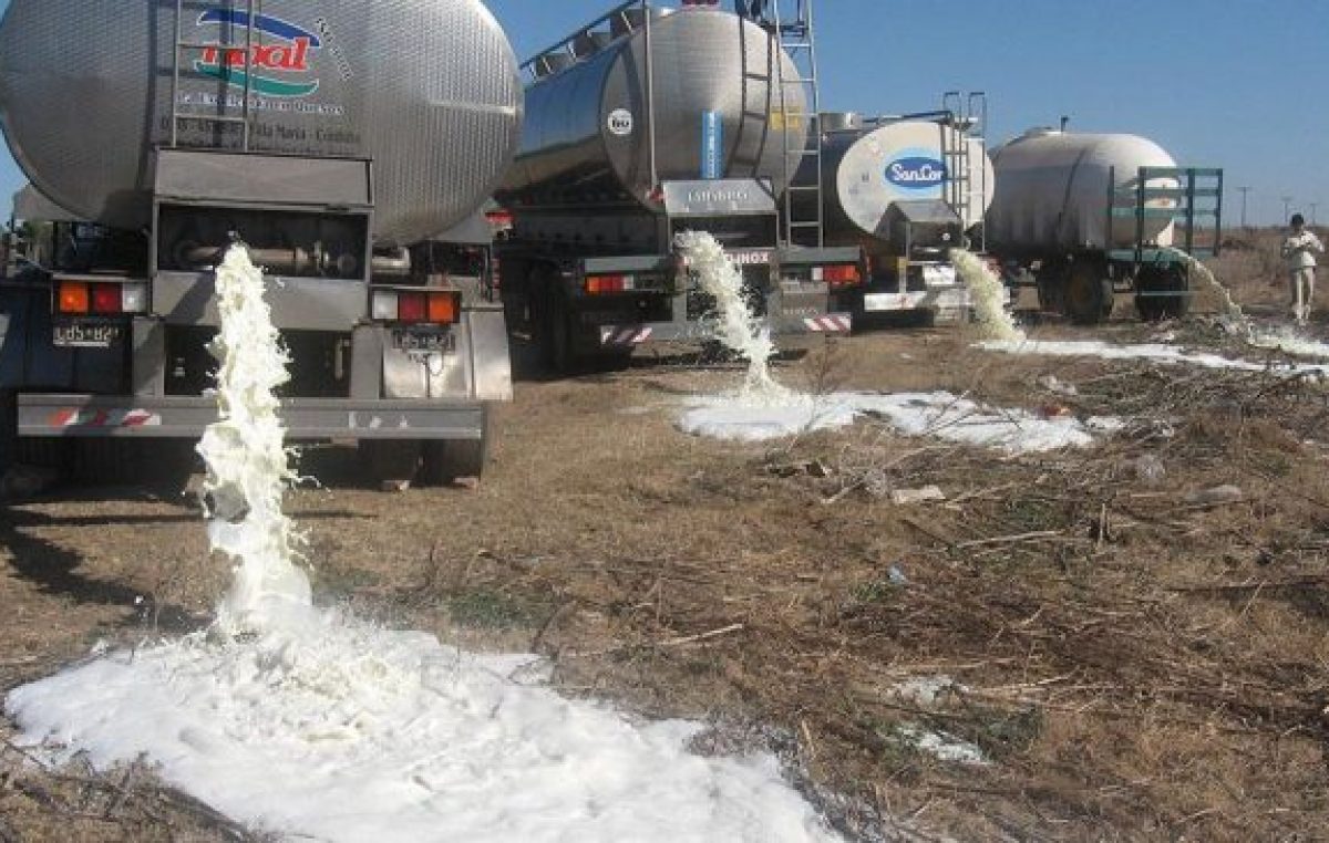 Camioneros repartirán 10 mil litros de leche gratis en Rosario y Santa Fe