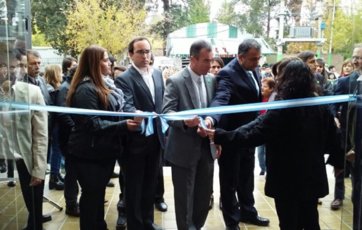 Inauguraron nuevas oficinas del municipio de Rivadavia donde trabajarán 100 empleados municipales