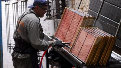 La producción de las PyMES industriales bajó 5,2% en mayo