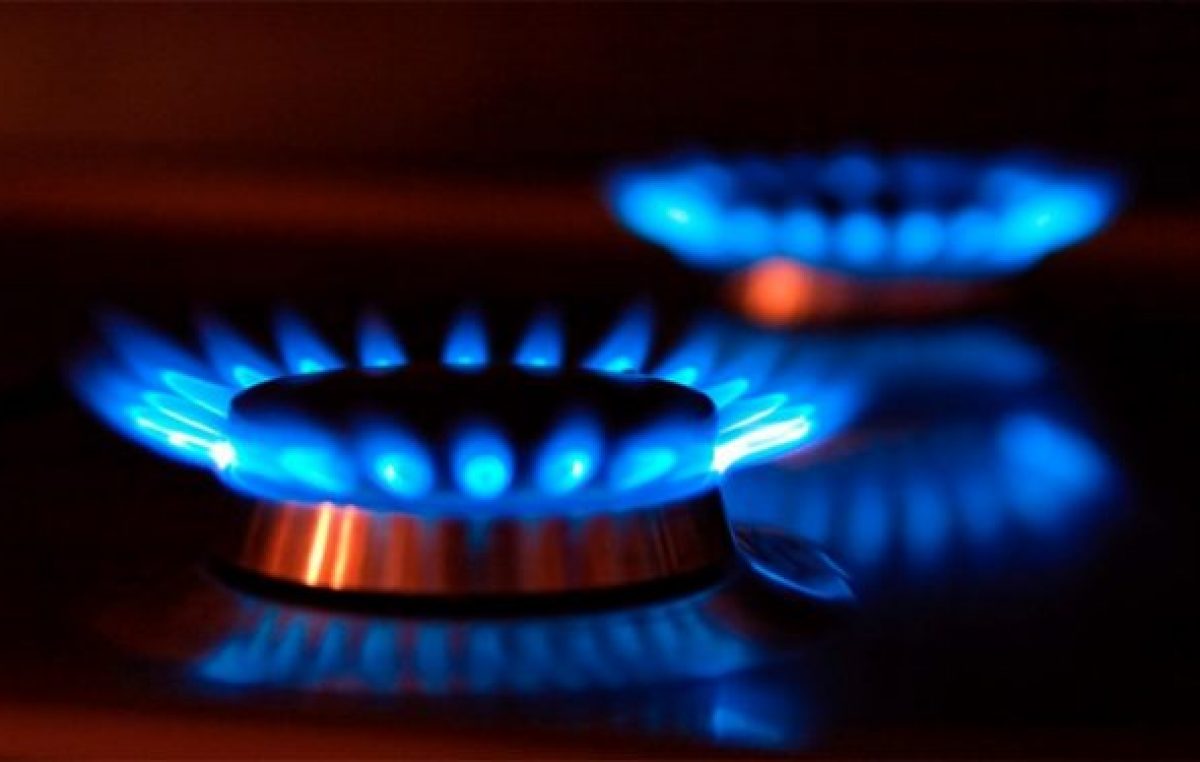Aumentos en precio del gas: 400% en domicilios y 500% en PyMEs, comercios y hoteles