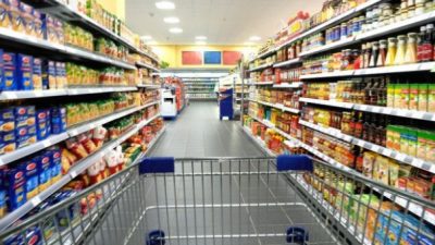 Municipios bonaerenses implementan canasta de alimentos a bajo costo