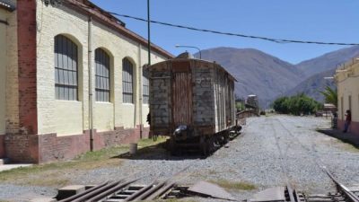Lanzan proyecto ferrovial que unirá Jujuy con La Quiaca